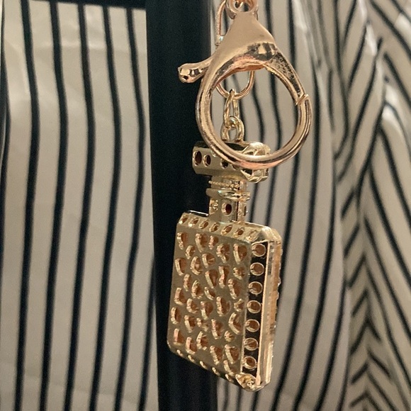 Rhinestone Parfum No 5 keychain and bag charm - Picture 4 of 6